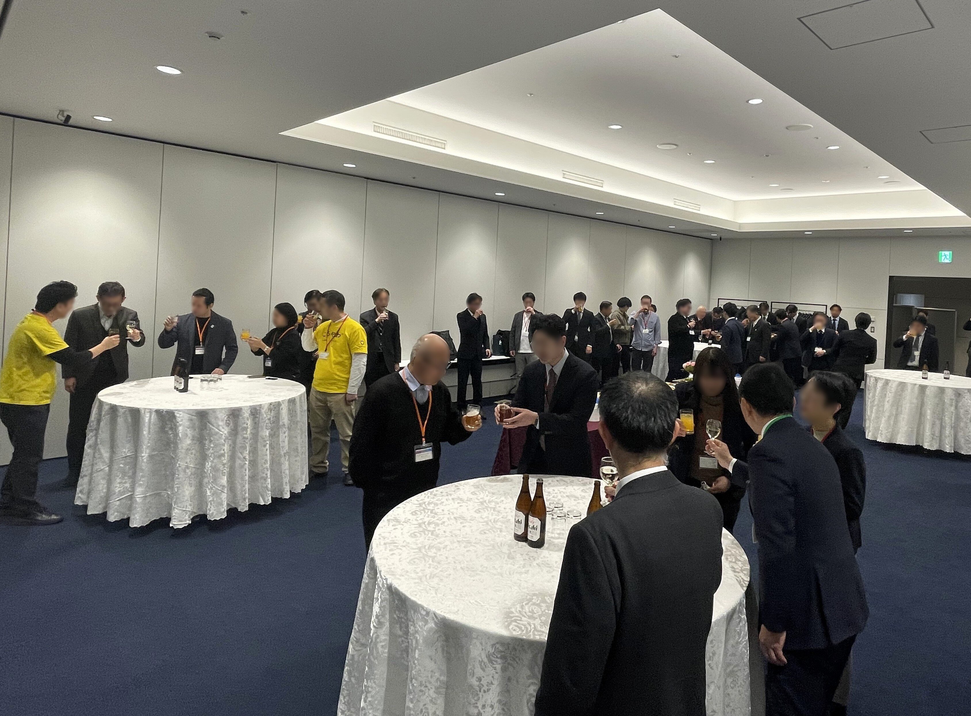 (セミナールームC)　交流会の様子